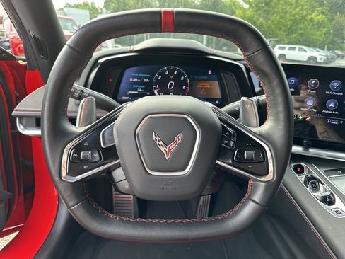 Used 2022 Chevrolet Corvette Stingray Coupe w/ 1LT RWD image 11