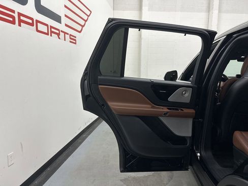 Used 2022 Lincoln Aviator Reserve w/ Equipment Group 201A image 57