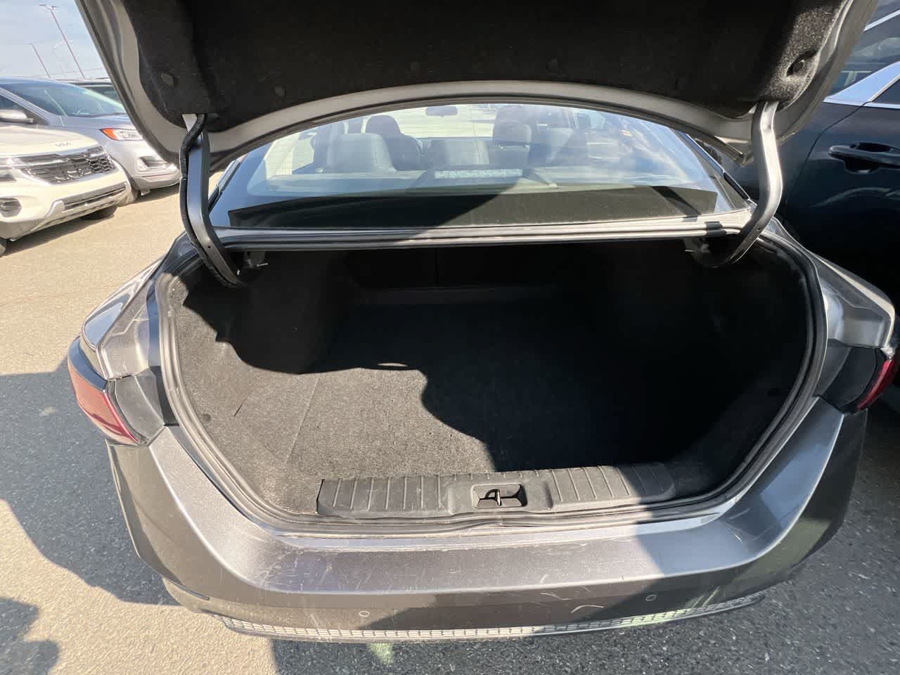 Used 2024 Nissan Sentra S FWD image 24