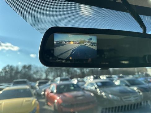 Used 2024 Chevrolet Express 2500 w/ Driver Convenience Package image 15