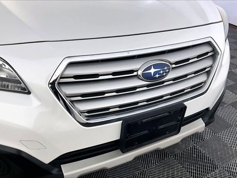 Used 2015 Subaru Outback 2.5i Limited image 31