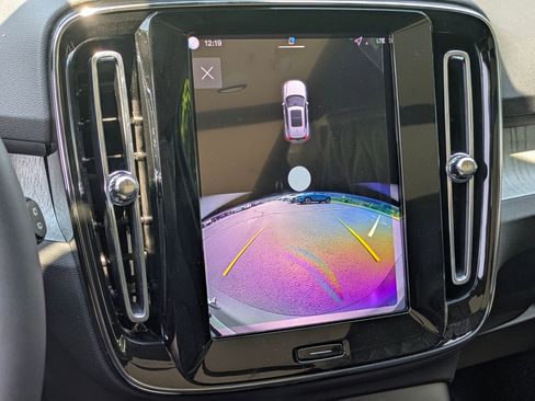 New 2026 Volvo XC40 B5 Core w/ Protection Package Premier image 17