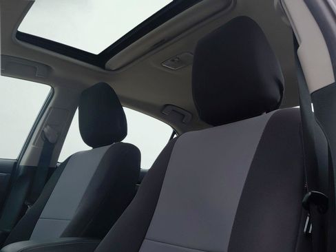 Used 2015 Toyota Corolla S Premium FWD image 9