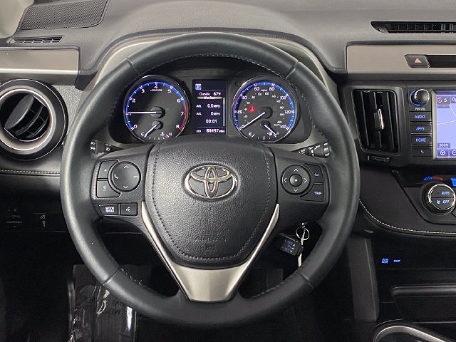 Used 2016 Toyota RAV4 XLE AWD/4WD image 18