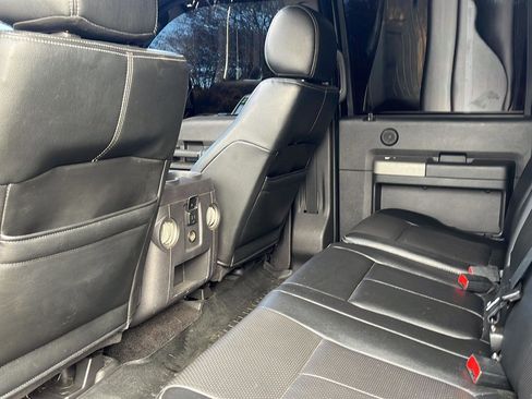 Used 2016 Ford F250 Lariat w/ Lariat Ultimate Package image 8