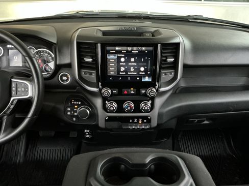 Used 2025 RAM 1500 Big Horn AWD/4WD image 11