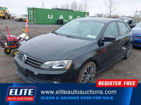 Used 2016 Volkswagen Jetta Sport w/ Lighting Package image 11