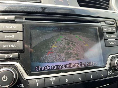 Used 2018 Nissan Sentra SV FWD image 29