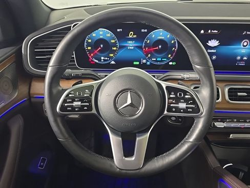 Certified 2022 Mercedes-Benz GLS 450 4MATIC image 31