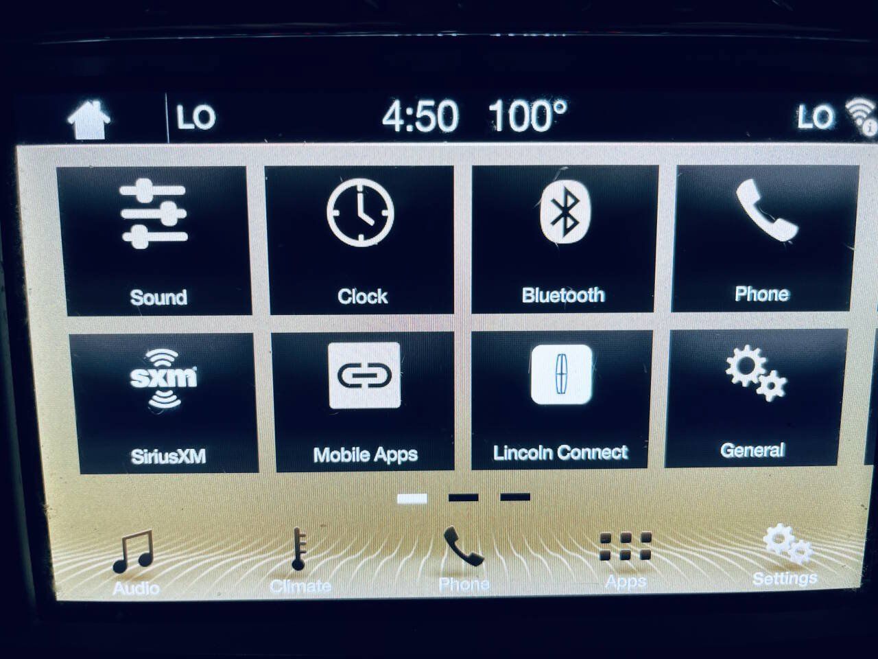Used 2019 Lincoln Continental Premiere FWD image 36