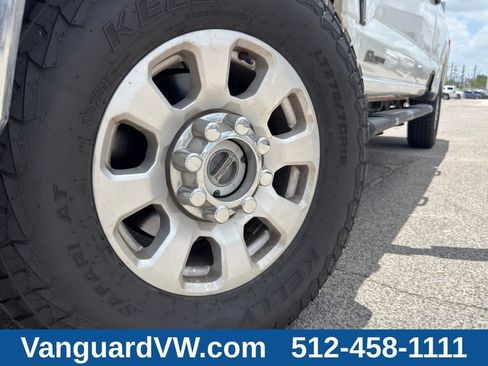 Used 2023 Ford F250 XLT w/ FX4 Off-Road Package AWD/4WD image 6