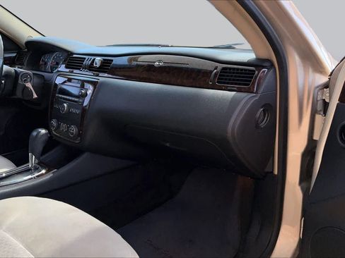Used 2012 Chevrolet Impala LT FWD image 16