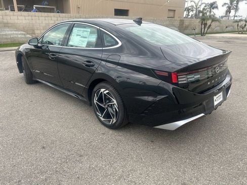 New 2026 Hyundai Sonata SEL image 3