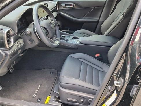 Used 2026 Lexus IS 350 F Sport w/ Technology Package RWD image 16
