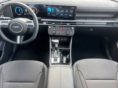 New 2026 Hyundai Tucson SE FWD image 13