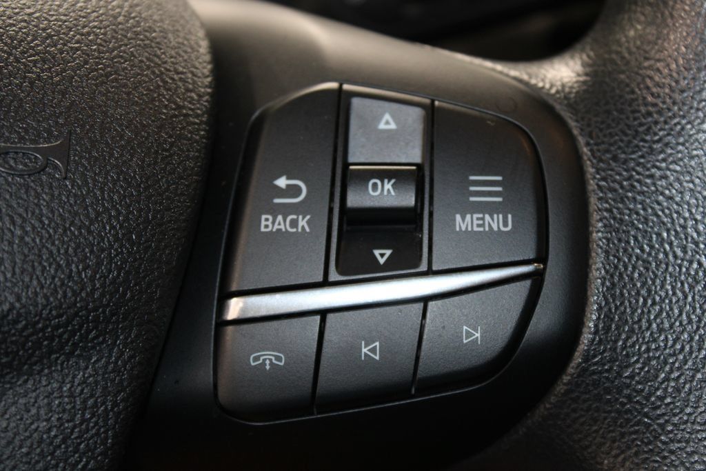 Used 2025 Ford Escape Active AWD/4WD image 42