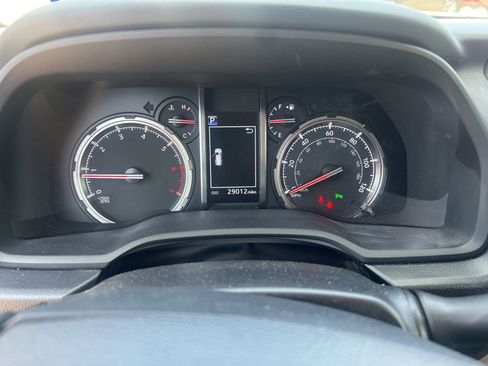 Used 2021 Toyota 4Runner Limited RWD image 6