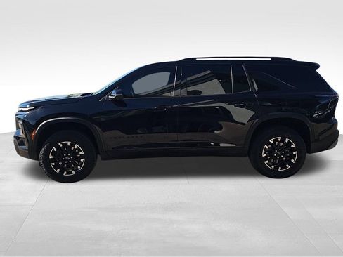 Used 2024 Chevrolet Traverse Z71 w/ Enhanced Driving Package AWD/4WD image 6