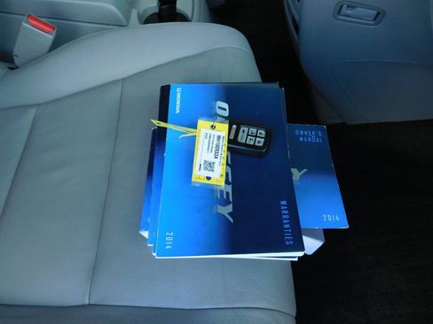 Used 2014 Honda Odyssey EX-L image 23