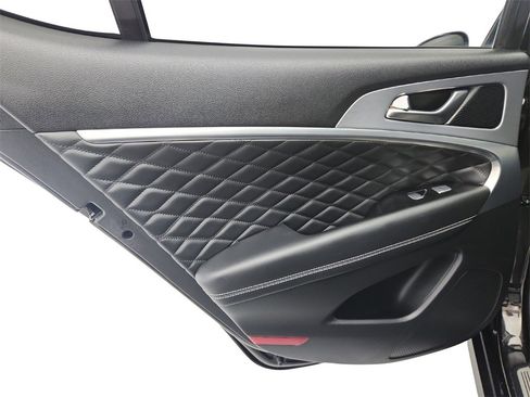 Used 2019 Genesis G70 2.0T Advanced w/ Dynamic Package image 24