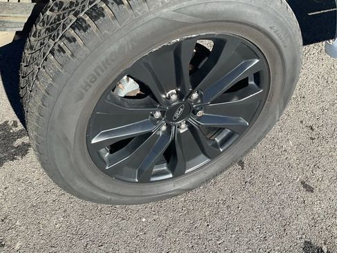 Used 2020 Ford F150 Lariat w/ Equipment Group 502A Luxury image 11