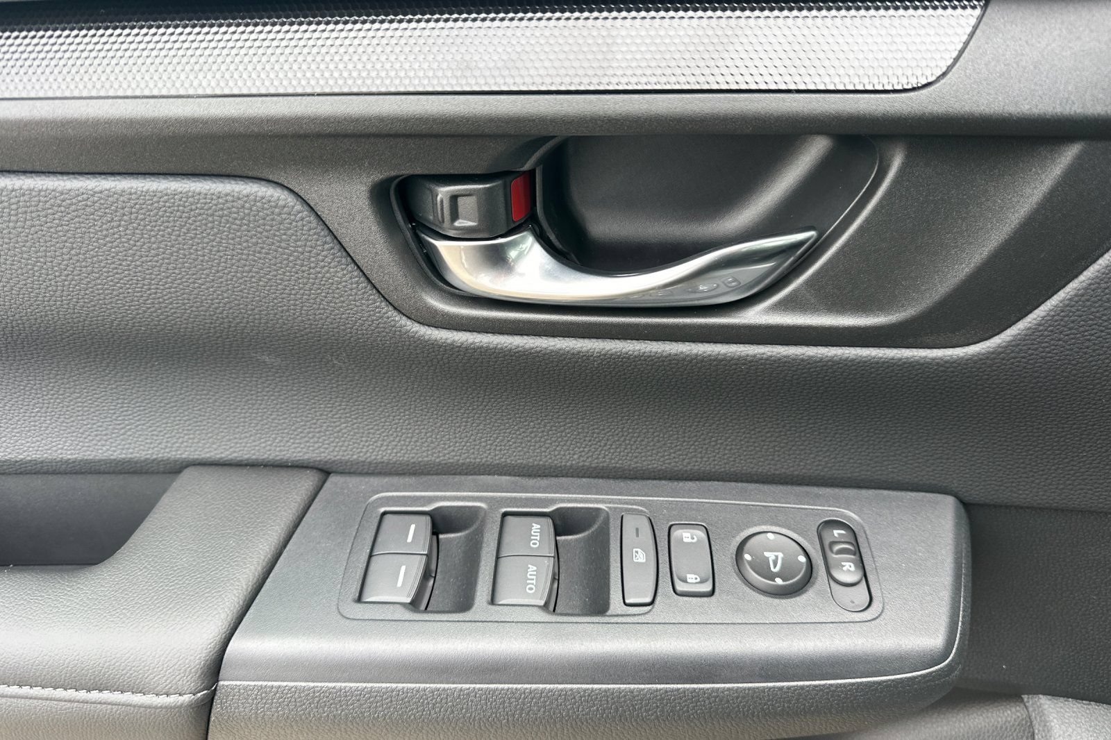 Certified 2026 Honda CR-V EX image 10
