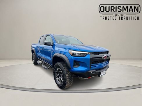 Used 2024 Chevrolet Colorado ZR2 w/ ZR2 Convenience Package III image 1