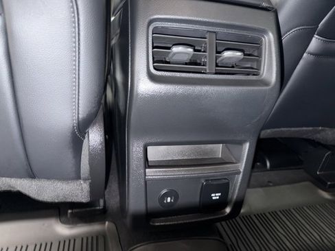 Used 2024 Ford Edge SEL w/ Convenience Package image 34