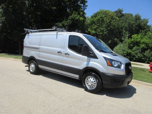 Used 2021 Ford Transit 250 Low Roof AWD image 3