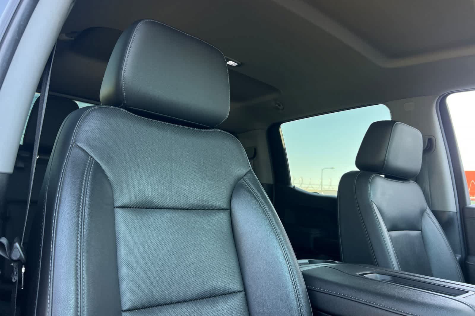 Used 2019 GMC Sierra 1500 SLT w/ SLT Premium Plus Package AWD/4WD image 18