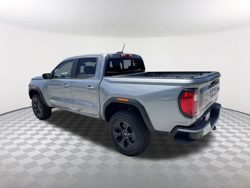 New 2025 GMC Canyon Elevation w/ Convenience Package image 3