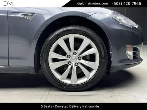 Used 2014 Tesla Model S 60 image 40