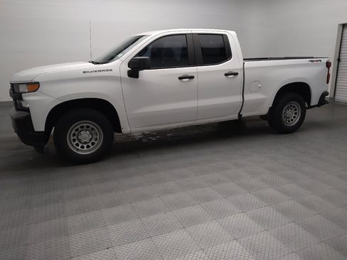 Used 2020 Chevrolet Silverado 1500 W/T w/ Trailering Package AWD/4WD image 2