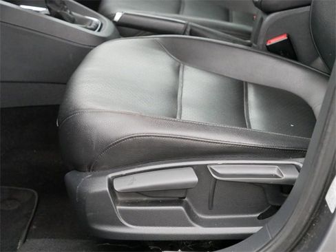 Used 2015 Volkswagen Jetta TDI SE image 14