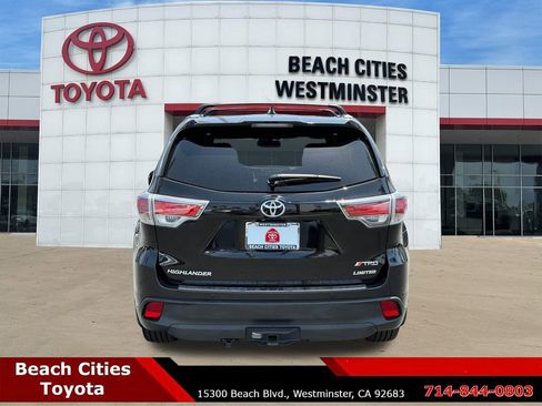 Used 2016 Toyota Highlander Limited FWD image 10