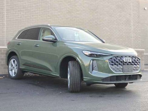 New 2025 Audi Q5 Prestige image 28