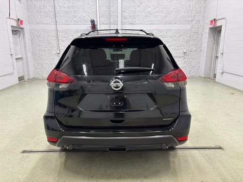 Used 2018 Nissan Rogue SV AWD/4WD image 5
