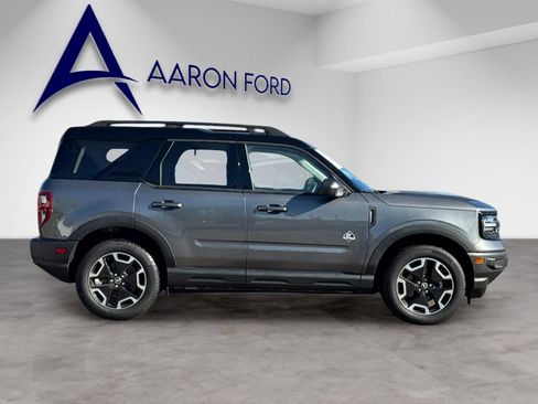 Used 2024 Ford Bronco Sport Outer Banks w/ Tech Package image 7