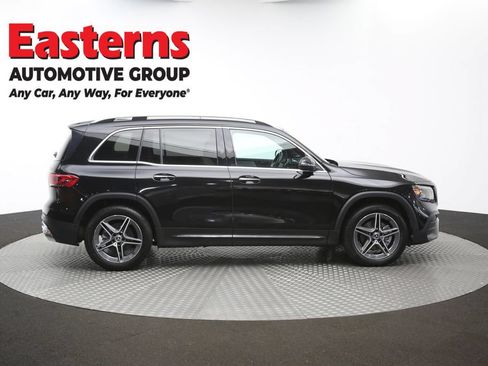 Used 2022 Mercedes-Benz GLB 250 4MATIC w/ AMG Line image 44