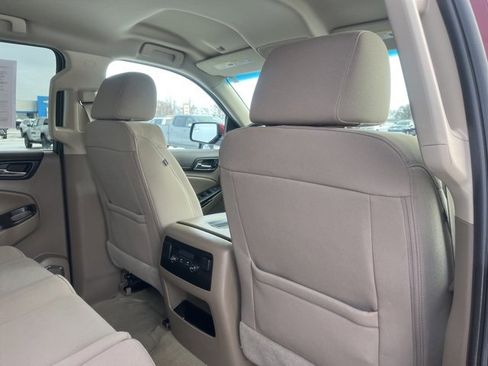 Used 2016 GMC Yukon SLE w/ HD Trailering Package image 51