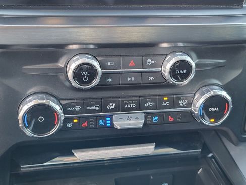 Certified 2025 Ford F250 Lariat w/ Lariat Ultimate Package AWD/4WD image 24