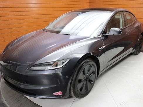 Used 2024 Tesla Model 3 Long Range AWD/4WD image 5