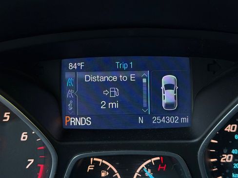 Used 2015 Ford Escape SE FWD image 20