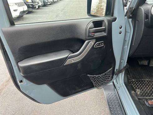 Used 2015 Jeep Wrangler Unlimited Sport w/ Quick Order Package 24S image 16