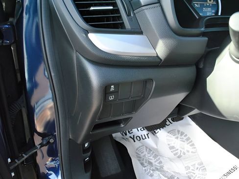 Used 2019 Honda CR-V LX image 14