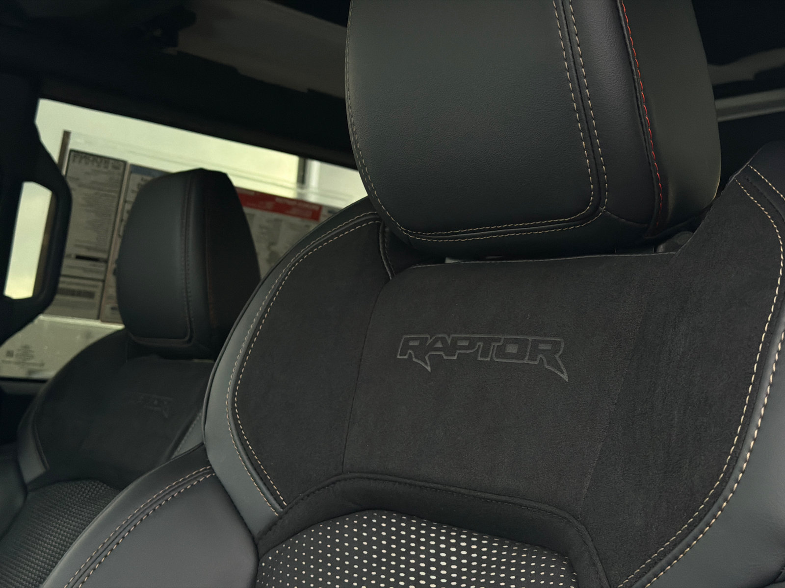 New 2026 Ford Bronco Raptor AWD/4WD image 18