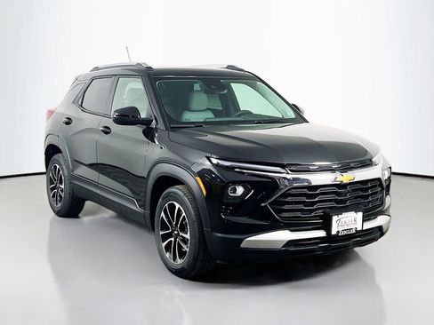 New 2026 Chevrolet TrailBlazer LT w/ LT Cold Weather Package image 3