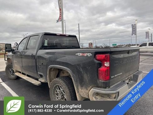 Used 2023 Chevrolet Silverado 2500 LT w/ Gooseneck/5TH Wheel Package image 11