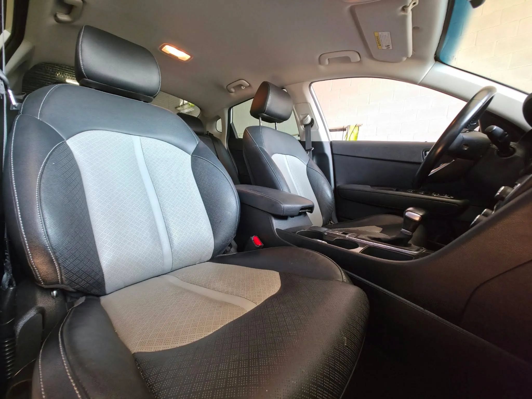 Used 2019 Kia Optima EX FWD image 15