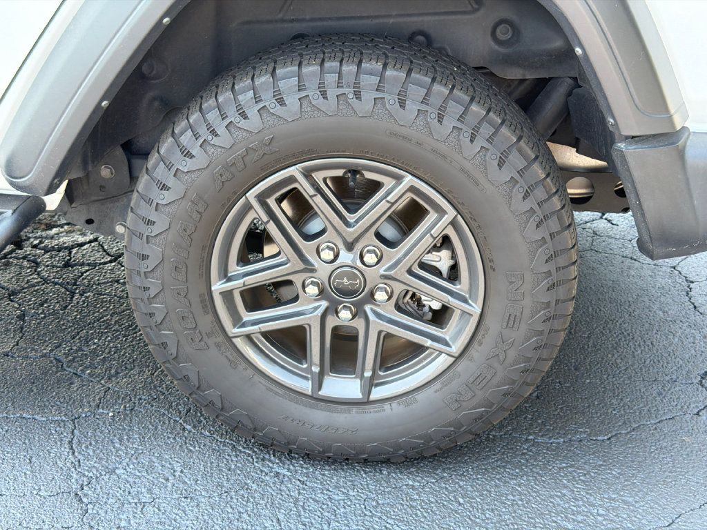 Used 2024 Jeep Wrangler Unlimited Sport AWD/4WD image 23